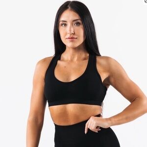 Alphalete Amplify Contour Bra Black Size Medium